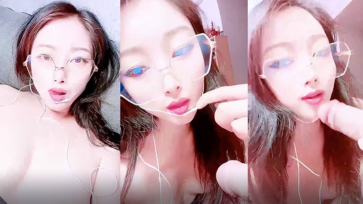 颜值眼镜御姐范美少妇和老公无套啪啪做爱很插白虎穴第一视角手持镜头刺激卖力深喉海报剧照