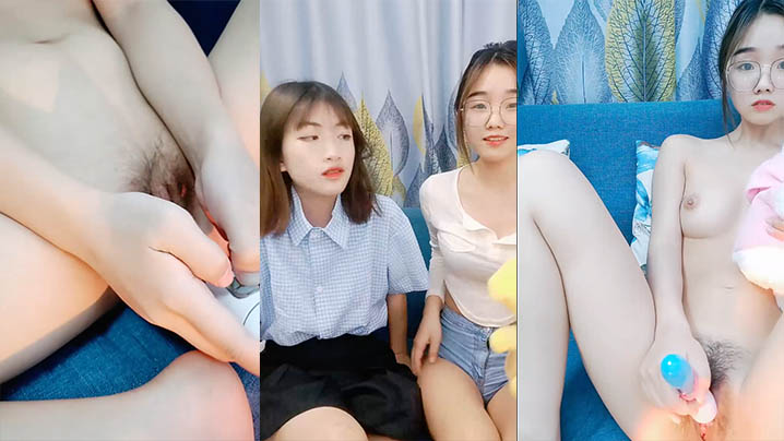 眼镜19甜美萌妹带闺蜜一起双女秀脱光光振动棒磨蹭粉嫩小穴特写抽插低低呻吟娇喘挑逗海报剧照