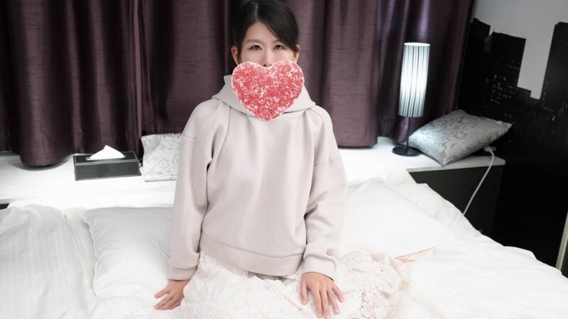 FC2-PPV-4786584 （高品质加分，露脸，无码）爱舔男人的变态AV出道